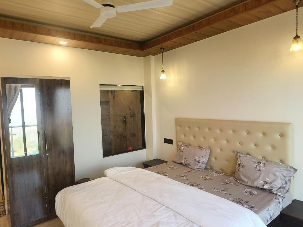 The Grange Lake View Panchgani Eksteriør billede